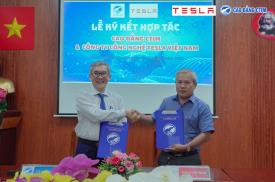 BUỔI LỄ KÝ KẾT HỢP TÁC GIỮA CAO ĐẲNG CTIM VÀ CÔNG TY TNHH CÔNG NGHỆ VIỄN THÔNG TESLA VIỆT NAM